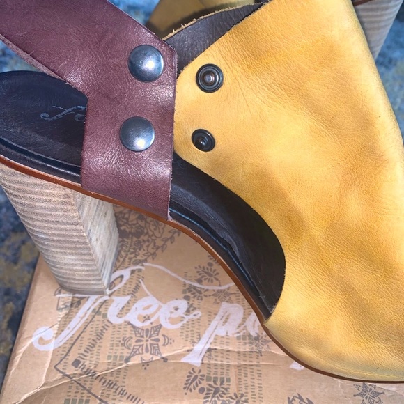 Free People Heel "Picture This"- Desert Size 10 - Picture 3 of 6